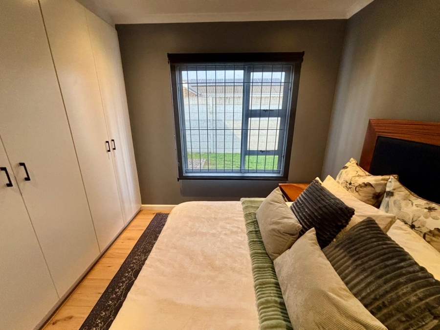 To Let 3 Bedroom Property for Rent in Windsor Park Estate Western Cape